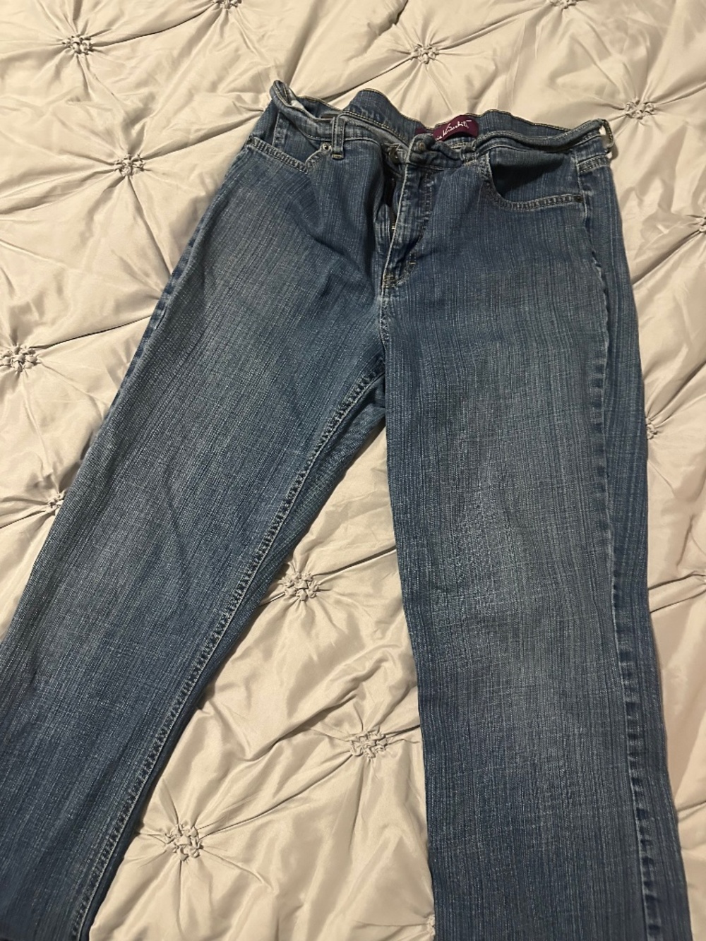 Boot cut jeans